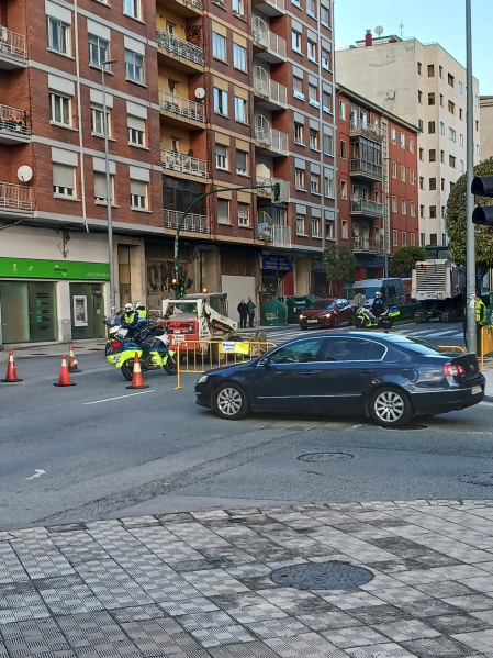 Cortes de tráfico en avenida de Zaragoza