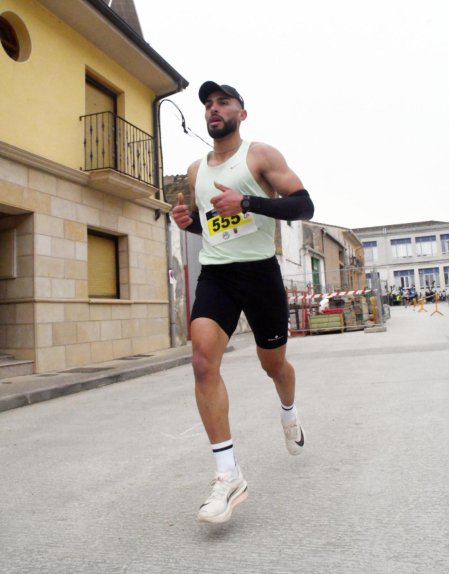 Participantes en las pruebas de 5 y 10 kilómetros de la XXXIV 'Villa de Falces' /