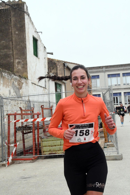 Participantes en las pruebas de 5 y 10 kilómetros de la XXXIV 'Villa de Falces' /