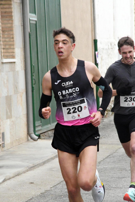Participantes en las pruebas de 5 y 10 kilómetros de la XXXIV 'Villa de Falces' /
