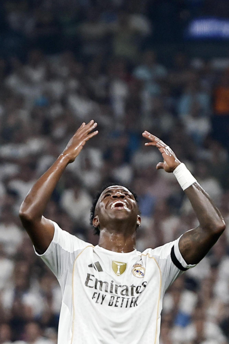 Fotos del Real Madrid - Osasuna de la jornada 1./