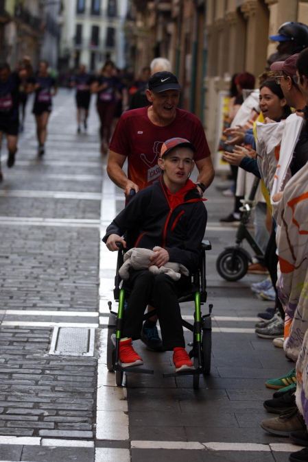 Fotos de la XII Carrera Solidaria Navarra en favor de ANFAS