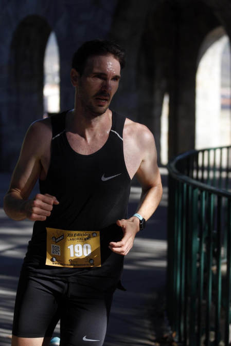 Fotos de la XII Carrera Solidaria Navarra en favor de ANFAS