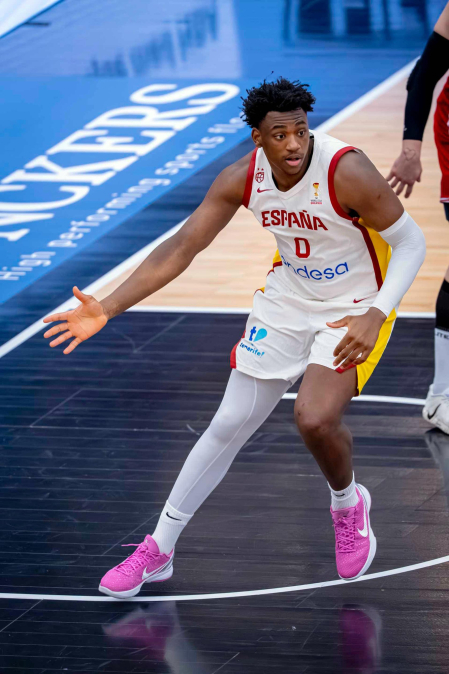Fotos del estreno del navarro Great Osobor con la selección española