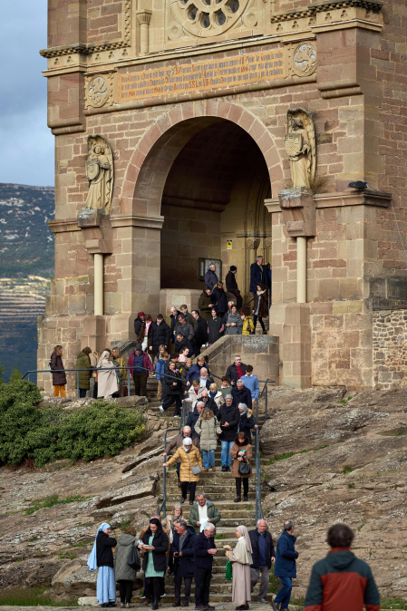 Fotos de la misa en el castillo de Javier por el Día de Navarra y la festividad de San Francisco Javier