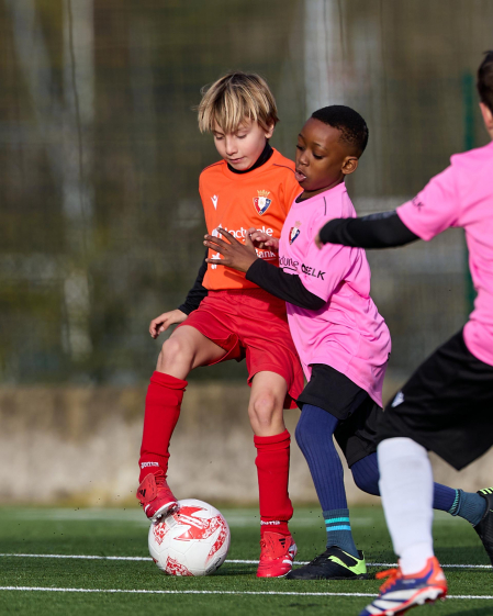 Imágenes de los partidos de la cuarta jornada del Torneo Interescolar 2025 disputados este sábado, 27 de diciembre