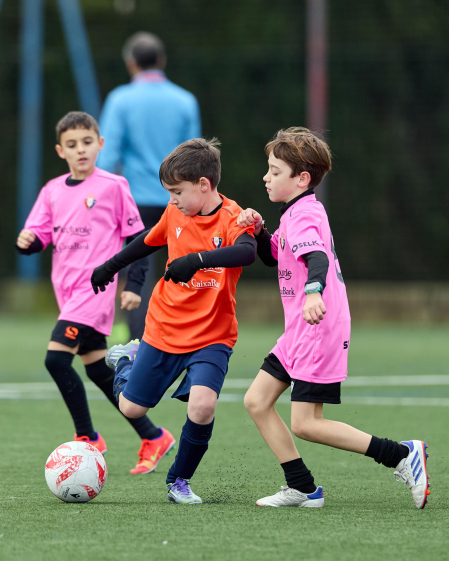 Imágenes de los partidos de la cuarta jornada del Torneo Interescolar 2025 disputados este sábado, 27 de diciembre