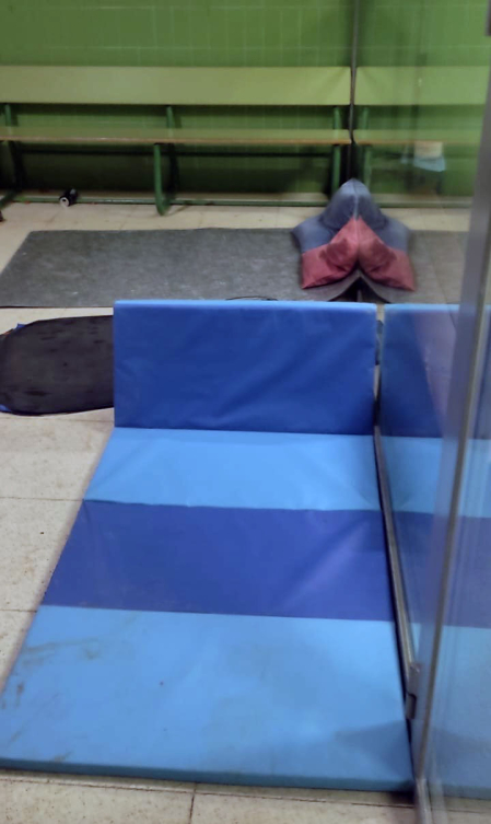 destrozos en el colegio público de Buztintxuri.