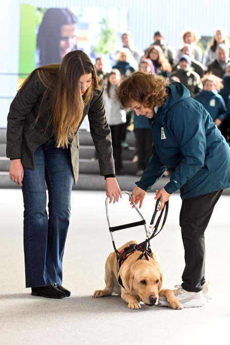 Fotos de la visita de la infanta Sofía al centro de perros guía de la Fundación ONCE