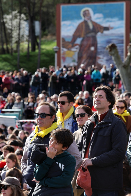 Multitudinaria celebración eucarística en la explanada del castillo de Javier este domingo, 8 de marzo