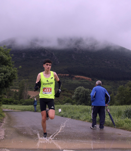 Más de 300 atletas se dieron cita este domingo, 3 de mayo, en alguna de las tres distancias de la prueba (21 km., 12 km., y 5 km) de la XVII Xtrem Higa de Monreal