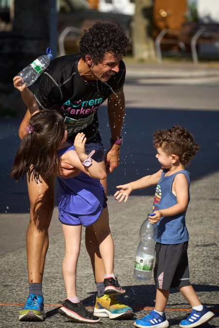 Fotos de la XIII Carrera Solidaria de Ziordia