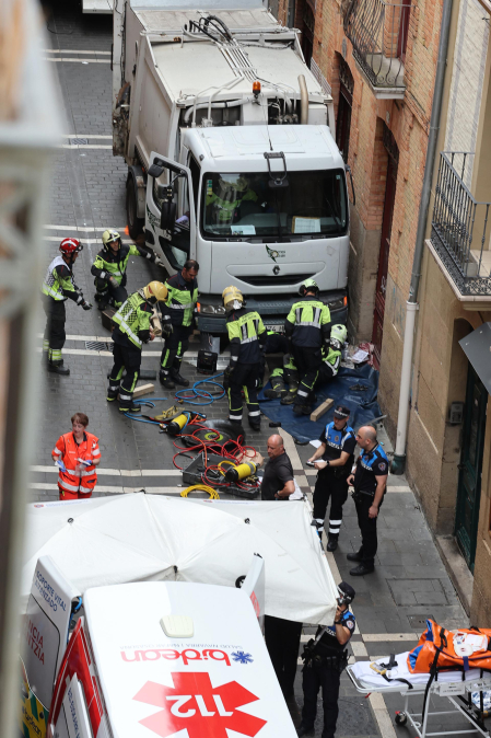 Fotos del atropello de un camión a varias personas en Navarrería