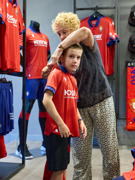 nueva equipación de Osasuna