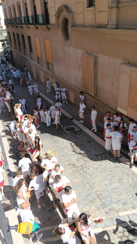 Santo Domingo, una hora antes del chupinazo de San Fermín 2026.