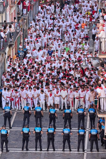 Primer encierro de San Fermín 2026 en el tramo de Telefónica.