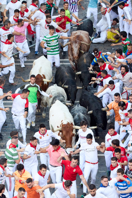 Segundo encierro de San Fermín 2026 con toros de Cebada Gago en Telefónica.