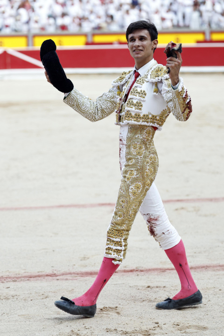 Fotos de la corrida del 8 de julio de la Feria del Toro 2026 con toros de la ganadería Cebada Gago para los diestros David Galván, Román y Manuel Diosleguarde