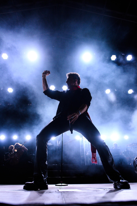 Fotos del concierto de Shinova en la plaza del Castillo