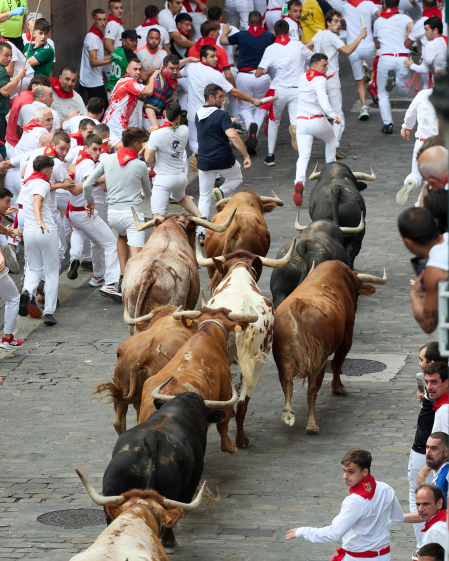 cuarto encierro de San Fermín 2026 en Pamplona SANTO DOMINGO