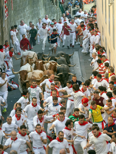 Fotos del quinto encierro de San Fermín 2026 en Pamplona