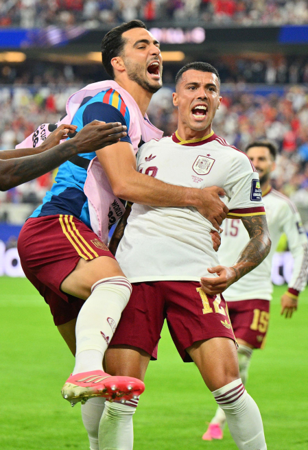 Fotos del partido de semifinales Francia - España