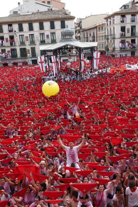 Fotos del cohete de fiestas de Tudela 2026