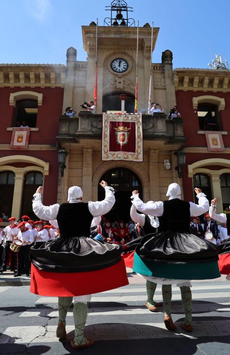Fotos del cohete de fiestas de Estella