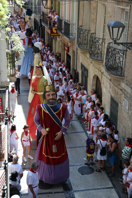 Fotos de la procesión y pañuelada de Estella