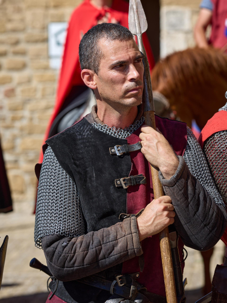 Fotos del inicio de las fiestas medievales en Artajona