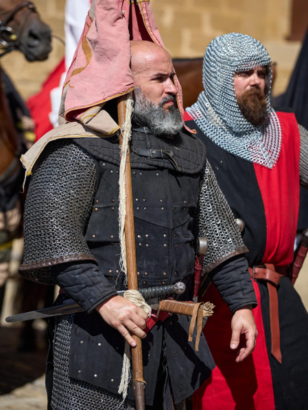 Fotos del inicio de las fiestas medievales en Artajona