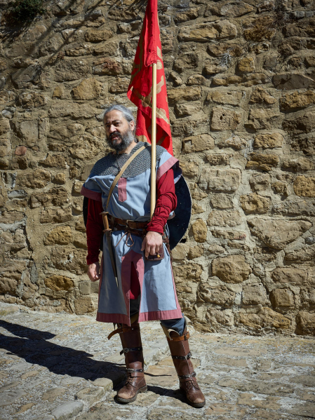 Fotos del inicio de las fiestas medievales en Artajona