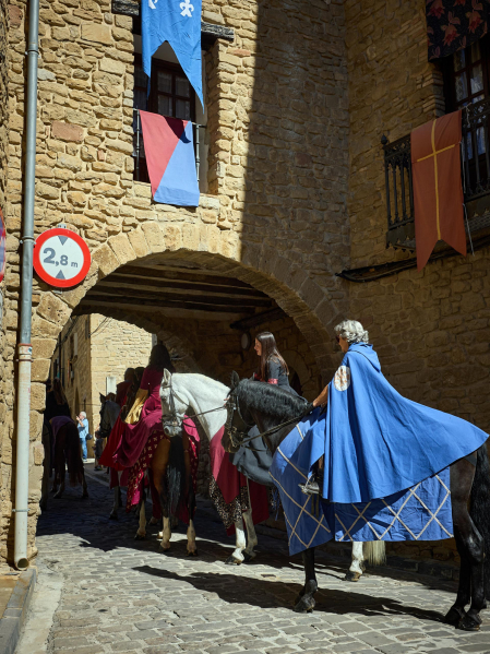 Fotos del inicio de las fiestas medievales en Artajona