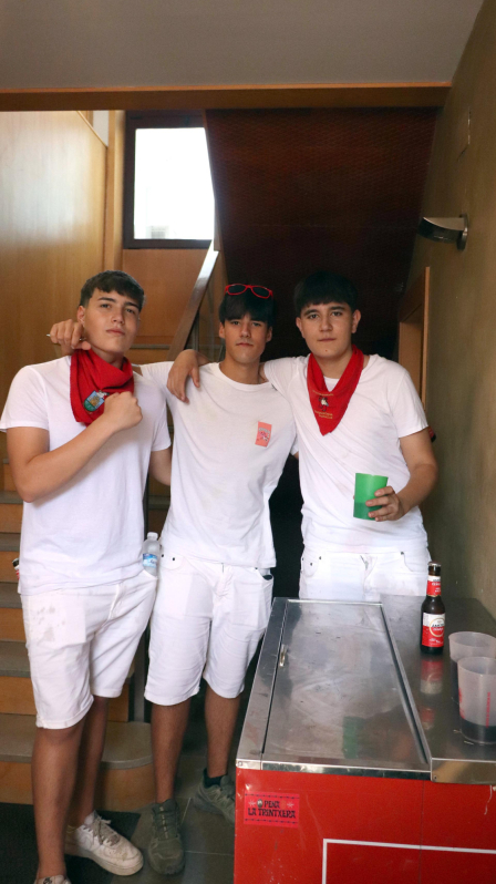 Fotos del cohete de fiestas de Fontellas 2026
