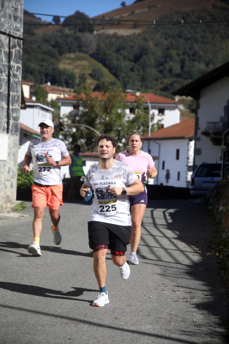 Fotos de la carrera entre Lekunberri y Leitza con más de 250 participantes este domingo 13 de septiembre