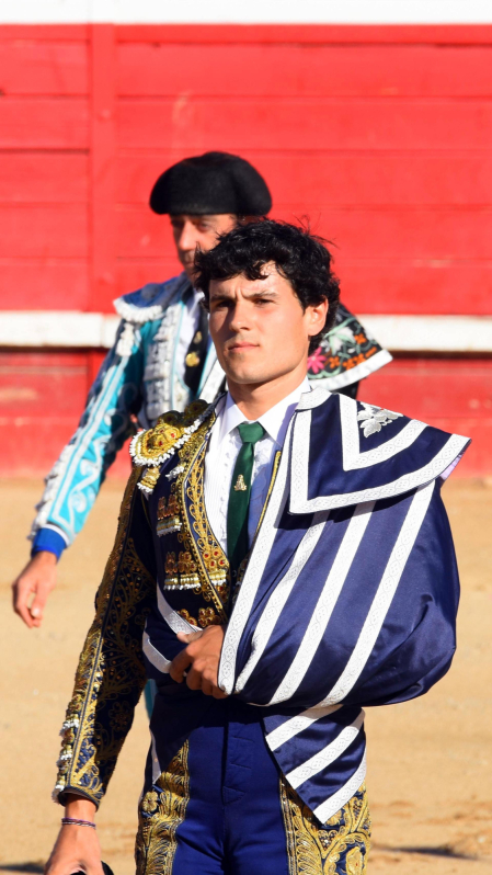 Toros de la Dehesa de Guadarrama para los novilleros forales Aarón Navas, Pablo Hernández y Pacho Jiménez en la novillada de fiestas de Sangüesa el 15 de septiembre