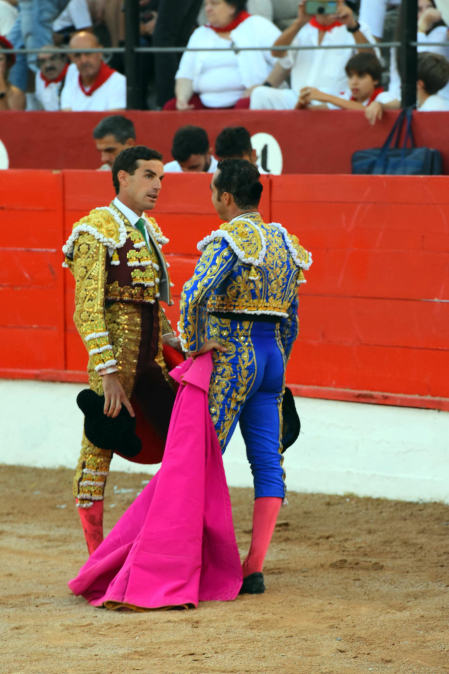 Los diestros David Fandila 'El Fandi', Fernando Adrián y Cristiano Torres se enfrentaron en la plaza de Corella este sábado, 26 de septiembre, a cinco toros de Antonio Bañuelos y uno de El Pilar.