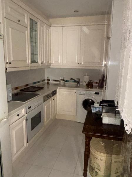Cocina en blanco