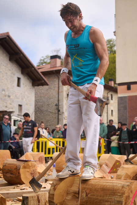 Fotos del Campeonato Navarro de Aizkora de Primera Categoría en Lekunberri.