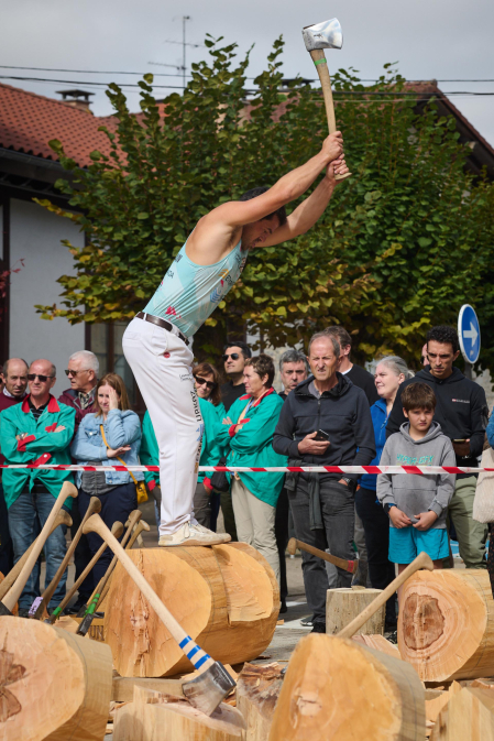 Fotos del Campeonato Navarro de Aizkora de Primera Categoría en Lekunberri.