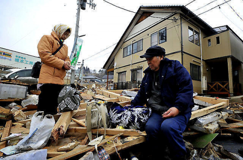 Labores de rescate y reconstrucción en Japón