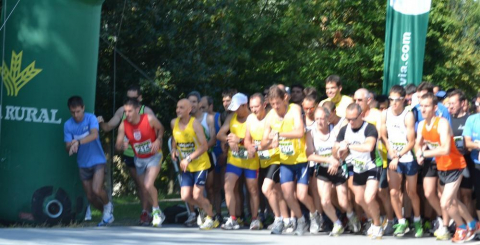 Éxito de participación con 257 corredores en la I Carrera contra la Leucemia, en la que se han proclamado vencedores Daniel Sanz y Cyntia Martínez.