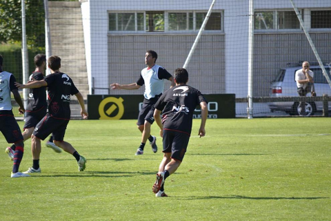 Raúl García se entrena en las instalaciones de Tajonar por primera vez tras su regreso al Club Atlético Osasuna.