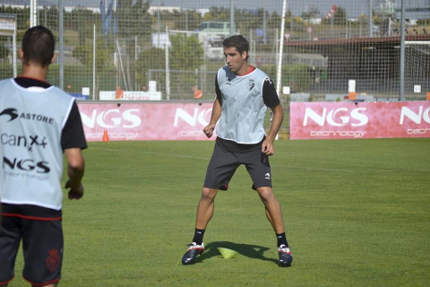 Raúl García se entrena en las instalaciones de Tajonar por primera vez tras su regreso al Club Atlético Osasuna.