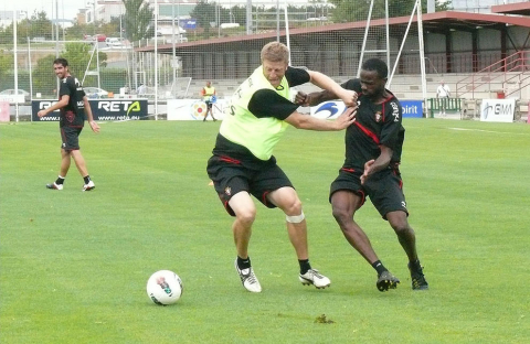 Primer entrenamiento de Lamah, el último fichaje de Osasuna, en Tajonar el miércoles 24 de agosto de 2011