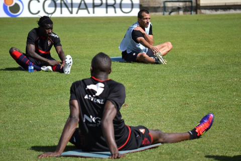 Osasuna se ha entrenado por última vez este sábado en Tajonar antes de emprender su viaje a Madrid