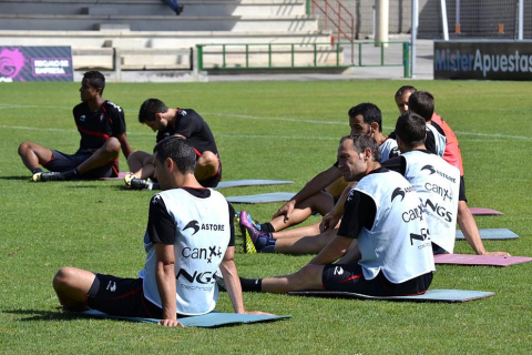 Osasuna se ha entrenado por última vez este sábado en Tajonar antes de emprender su viaje a Madrid
