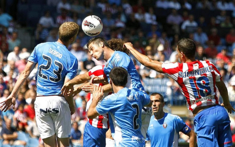 Osasuna consigue un empate en el Vicente Calderón en la segunda jornada de la temporada 2011/2012.