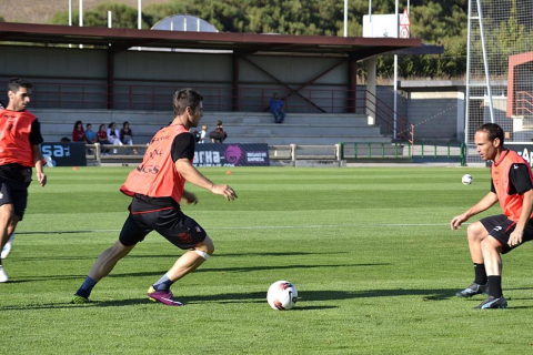 Osasuna ha vuelto a las entrenamientos en Tajonar para preparar el partido del próximo domingo ante el Sporting de Gijón en el Reyno de Navarra
