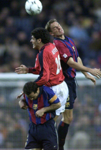 Repasa los Barcelona-Osasuna a través de imágenes de sus enfrentamientos en el Camp Nou